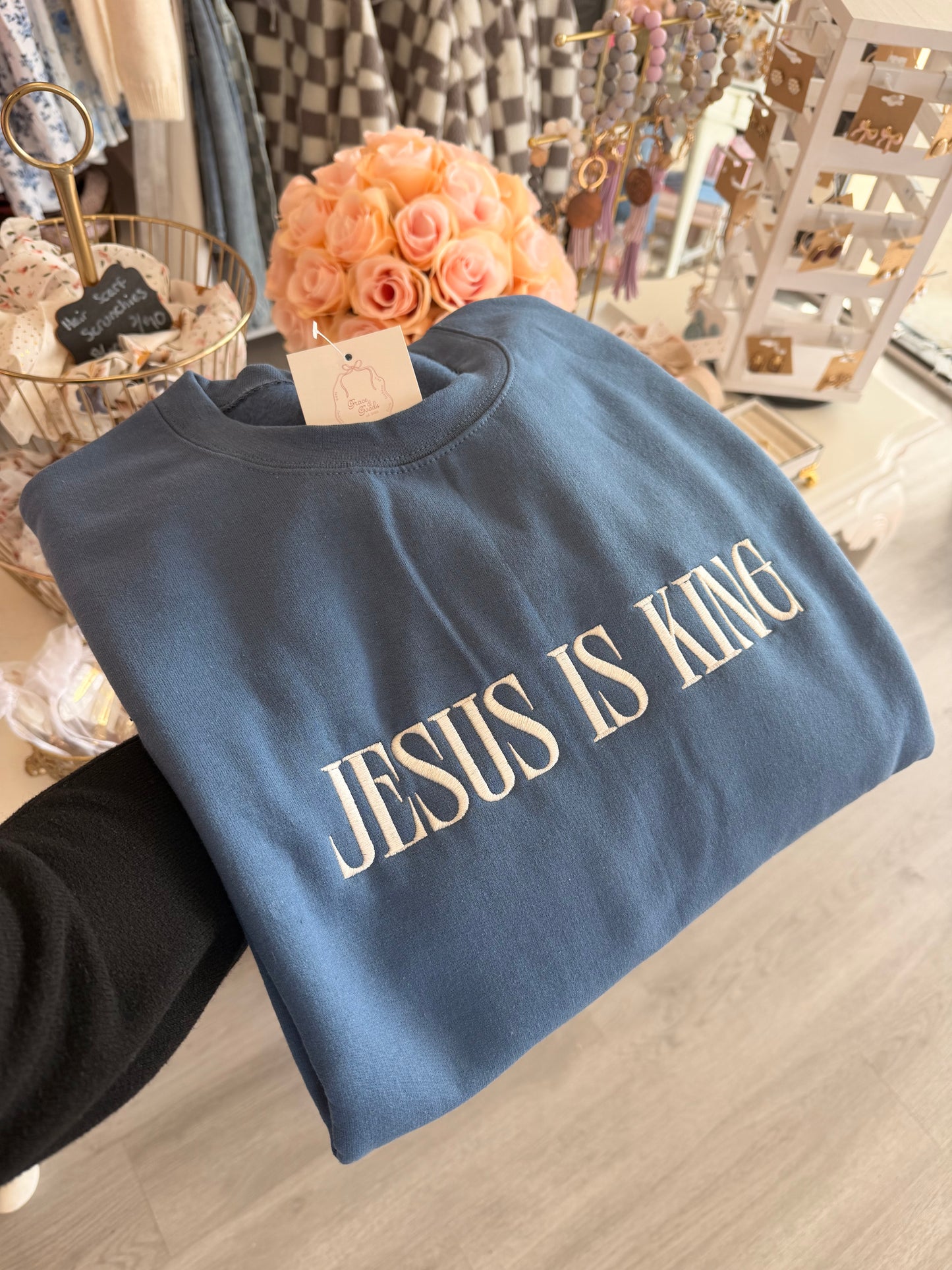 Jesus is King Indigo Blue | Christian Women’s Crewneck Sweatshirt